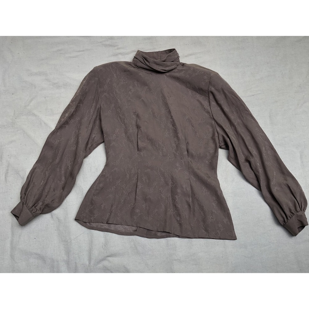 Oleg Cassini Women's Turtleneck Blouse Lilac Size 8 Bishop Sleeves 100% Silk